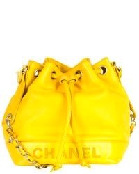 Borsa a secchiello in pelle gialla di Chanel