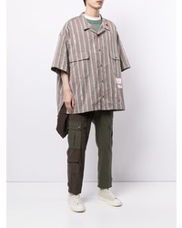 Camicia a maniche corte a righe verticali marrone di Maison Mihara Yasuhiro