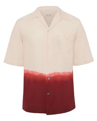 Camicia a maniche corte effetto tie-dye rosa di Alexander McQueen