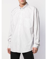 Camicia a maniche lunghe a righe verticali bianca e nera di Balenciaga