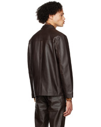 Camicia giacca in pelle marrone scuro di Cmmn Swdn