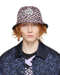 Cappello alla pescatora stampato rosa di Versace
