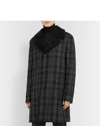 Cappotto con collo di pelliccia a quadri grigio scuro di Saint Laurent