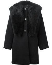 Cappotto con collo di pelliccia nero di Giorgio Armani