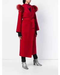 Cappotto con collo di pelliccia rosso di Manzoni 24