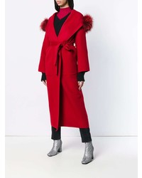 Cappotto con collo di pelliccia rosso di Manzoni 24