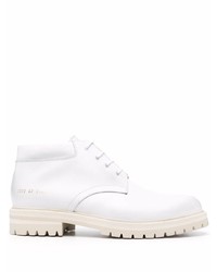 Chukka in pelle bianche di Common Projects