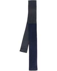 Cravatta di seta lavorata a maglia blu scuro di Hugo Boss