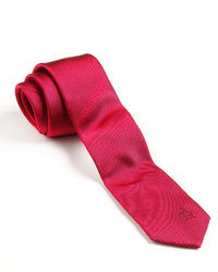 Cravatta ricamata rossa