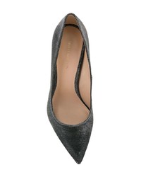 Décolleté in pelle scamosciata grigio scuro di Stuart Weitzman