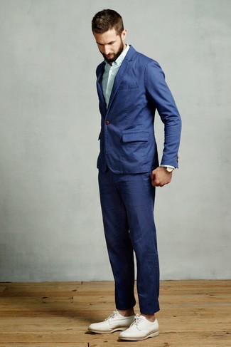 Come indossare e abbinare scarpe derby bianche per un uomo di 30 anni: Prova ad abbinare un abito blu con una camicia elegante a righe verticali verde menta come un vero gentiluomo. Scarpe derby bianche sono una splendida scelta per completare il look.
