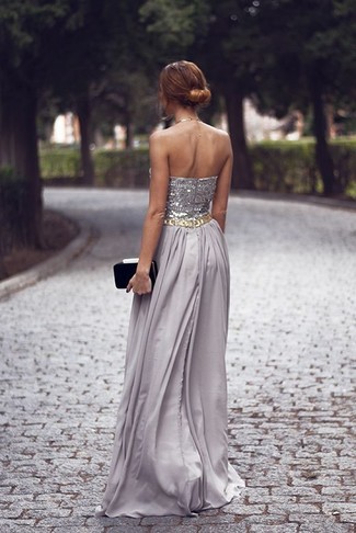 Come indossare e abbinare un vestito decorato argento: Scegli un outfit composto da un vestito decorato argento per sfoggiare un look davvero fantastico.