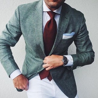 Come indossare e abbinare una cravatta bordeaux per un uomo di 30 anni in modo smart-casual: Mostra il tuo stile in un blazer verde scuro con una cravatta bordeaux per essere sofisticato e di classe.