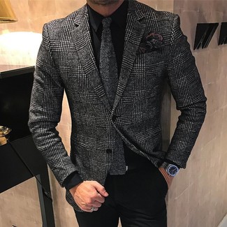 Come indossare e abbinare un fazzoletto da taschino di seta: Prova ad abbinare un blazer di lana scozzese grigio scuro con un fazzoletto da taschino di seta per un look comfy-casual.