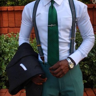 Come indossare e abbinare una camicia elegante bianca con pantaloni eleganti verdi in modo formale: Mostra il tuo stile in una camicia elegante bianca con pantaloni eleganti verdi per essere sofisticato e di classe.