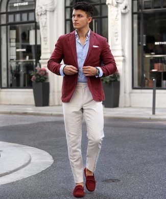 Quale camicia elegante indossare con un blazer rosso per un uomo di 30 anni: Prova ad abbinare un blazer rosso con una camicia elegante per essere sofisticato e di classe. Se non vuoi essere troppo formale, scegli un paio di mocassini driving in pelle scamosciata bordeaux come calzature.