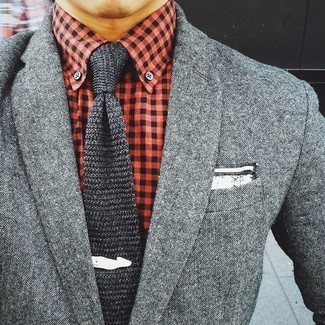 Cravatta lavorata a maglia grigio scuro di Thom Browne
