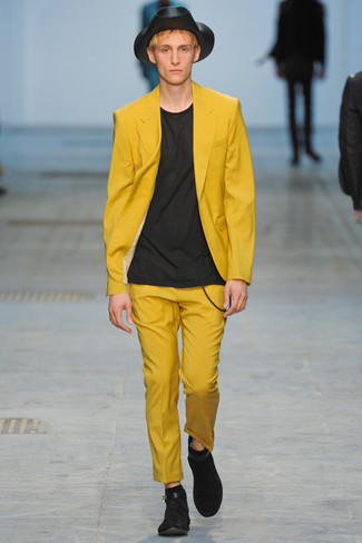 Blazer giallo di Calvin Klein 205W39nyc