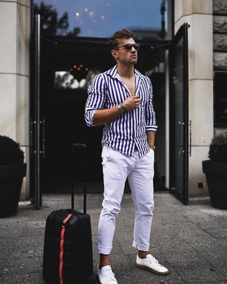 Camicia a maniche lunghe a righe verticali bianca e blu scuro di Alexander McQueen