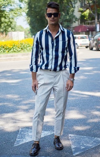 Camicia a maniche lunghe a righe verticali bianca e blu scuro di Borrelli