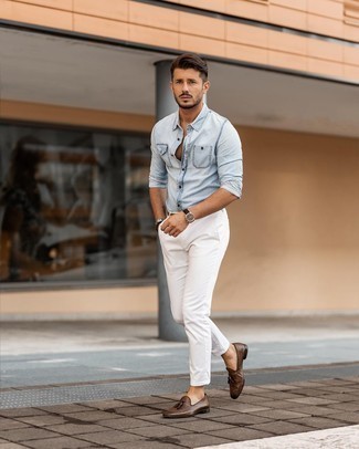 Rough sleep image Armchair Come indossare e abbinare pantaloni bianchi con mocassini con nappine  marroni per un uomo di 20 anni in modo smart-casual (21 outfit) | Lookastic