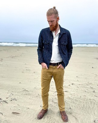 Come indossare e abbinare una camicia giacca con stivali casual: Potresti combinare una camicia giacca con jeans marrone chiaro per un look spensierato e alla moda. Stivali casual sono una splendida scelta per completare il look.
