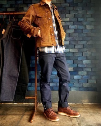 Come indossare e abbinare una camicia giacca terracotta per un uomo di 30 anni: Combina una camicia giacca terracotta con jeans blu scuro per un look raffinato per il tempo libero. Questo outfit si abbina perfettamente a un paio di stivali casual in pelle terracotta.