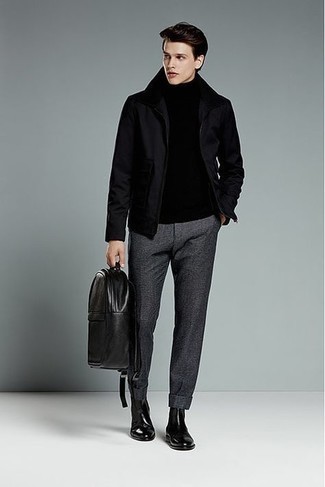 Look alla moda per uomo: Giubbotto bomber nero, Dolcevita nero, Chino di lana a quadri grigio scuro, Stivali chelsea in pelle neri