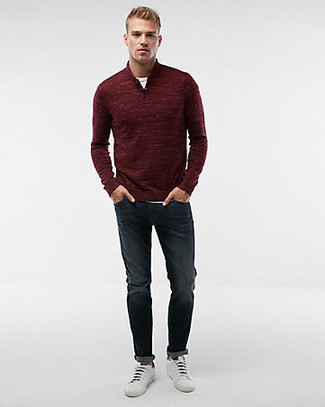 Come indossare e abbinare un maglione con zip per un uomo di 30 anni: Potresti abbinare un maglione con zip con jeans blu scuro per vestirti casual. Abbina questi abiti a un paio di sneakers basse in pelle bianche.
