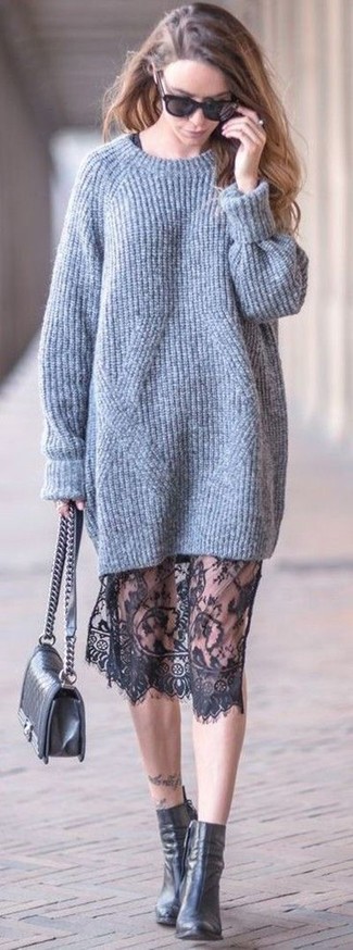 Come indossare e abbinare stivaletti per una donna di 20 anni: Punta su un maglione oversize lavorato a maglia grigio e un vestito longuette di pizzo nero per un look raffinato per il tempo libero. Stivaletti sono una splendida scelta per completare il look.