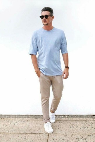 T-shirt girocollo azzurra di Giorgio Armani