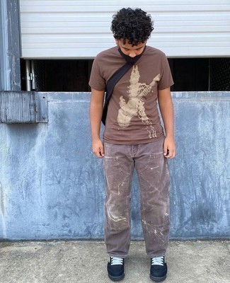 T-shirt girocollo stampata marrone di Fendi
