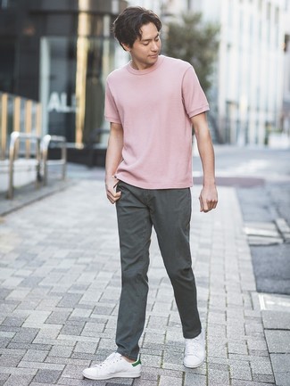 T-shirt girocollo rosa di Per Götesson