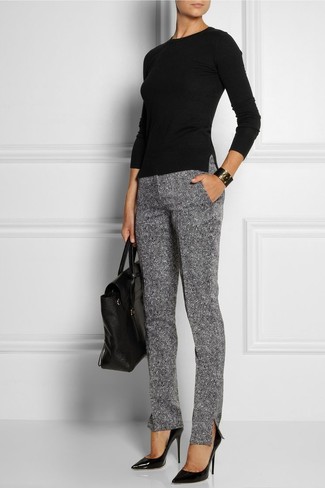 Pantaloni di lana grigio scuro di Giorgio Armani