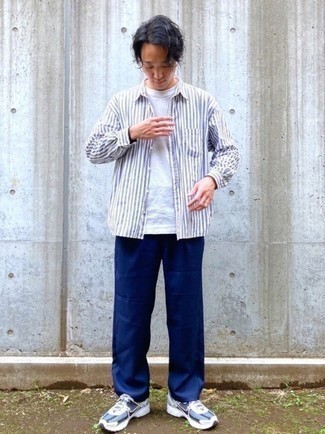 Camicia a maniche lunghe a righe verticali bianca e blu di Balmain