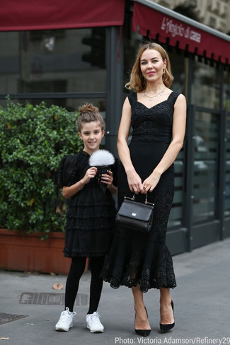 Vestito longuette di pizzo nero di Dolce & Gabbana