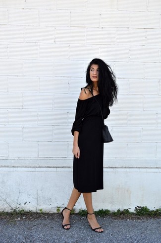 Quale vestito longuette indossare con sandali con tacco neri: Vestiti con un vestito longuette per un look raffinato ma semplice. Sandali con tacco neri sono una valida scelta per completare il look.