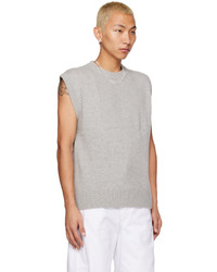 Maglione senza maniche grigio di Lisa Yang