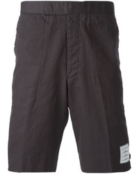 Pantaloncini grigio scuro di Thom Browne