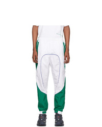 Pantaloni sportivi bianchi e verdi