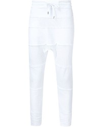 Pantaloni sportivi bianchi di Alexandre Plokhov