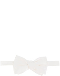 Papillon bianco di Givenchy