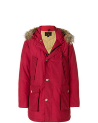 Parka rosso di Woolrich