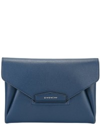 Pochette blu di Givenchy