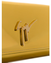 Pochette in pelle dorata di Giuseppe Zanotti Design