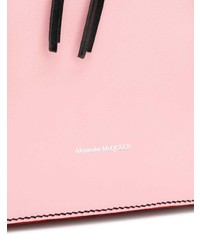 Pochette in pelle rosa di Alexander McQueen