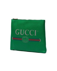 Pochette in pelle verde di Gucci