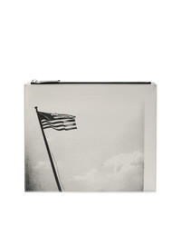 Pochette stampata bianca e nera di Calvin Klein 205W39nyc