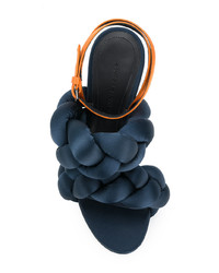 Sandali con tacco di raso blu scuro di Marco De Vincenzo