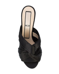 Sandali con tacco di raso neri di N°21